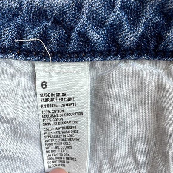 American Eagle Embellished Mini Denim Skirt Size 6 - Picture 4 of 5